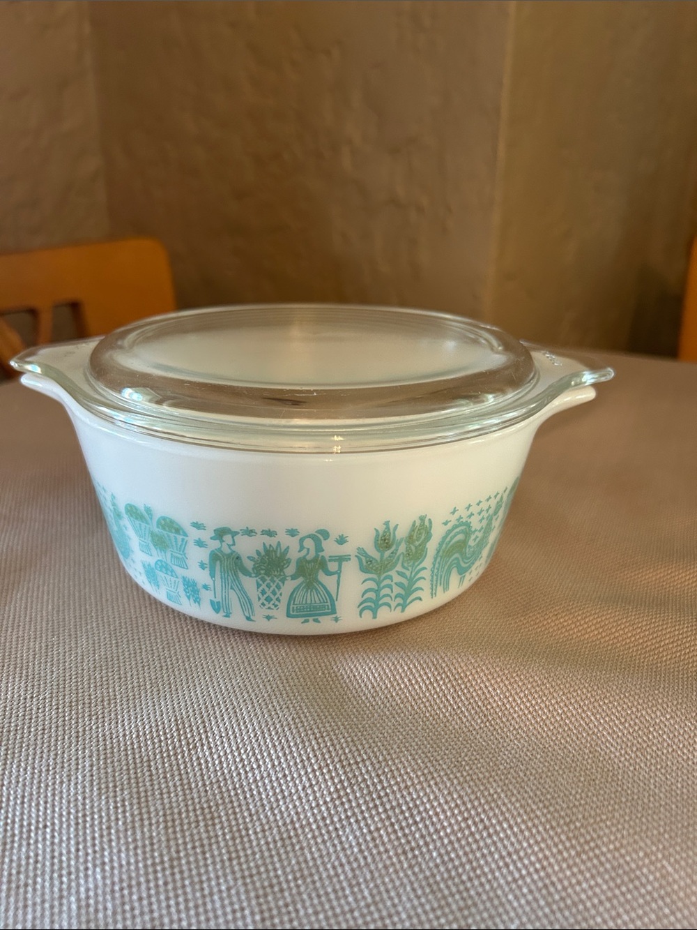 Pyrex Turquoise Amish 472 w/ lid Butterprint Covered Casserole Dish 11/2 pt